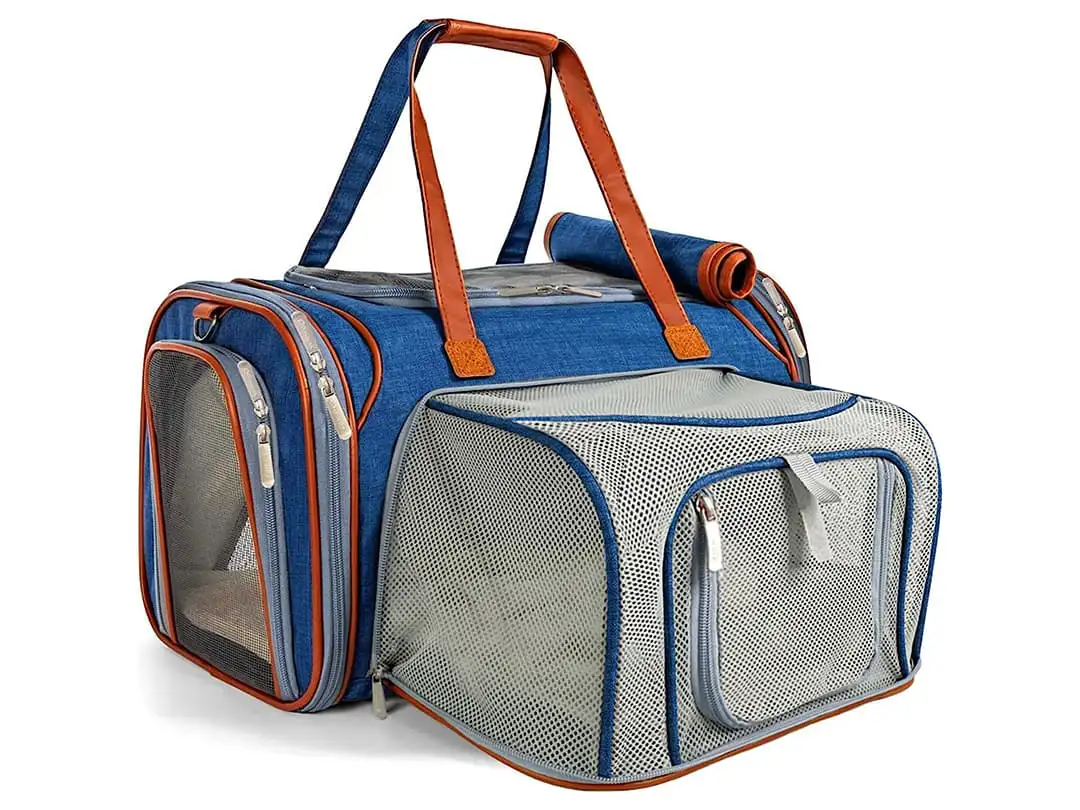 Travel carrier